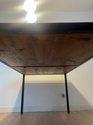 Mesa madera maciza y metal