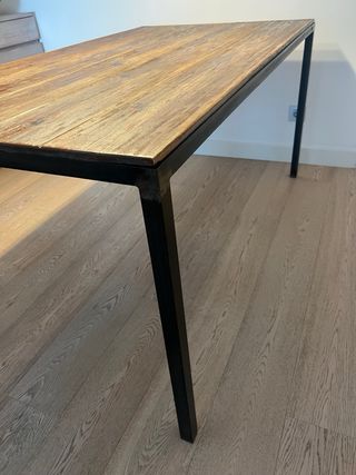 Mesa madera maciza y metal