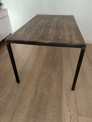 Mesa madera maciza y metal