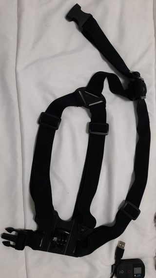 Accesorios GoPro: Mando y Cable USB