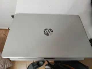 Ordenador portátil HP Plata