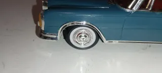 Mercedes Paya Coche a Pedales