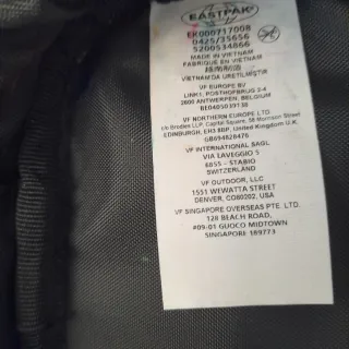 Astuccio Eastpak ovale nero