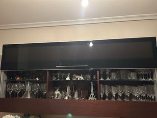 Mueble de 150 cm negro y marrón