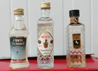 17 Miniaturas Antiguas