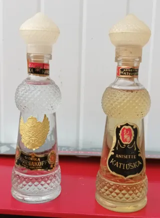 17 Miniaturas Antiguas