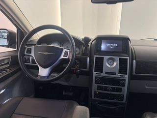 Chrysler Grand Voyager Limited 2.8 CRD Entretenimiento