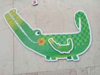 Caja con 6 puzzles Djeco