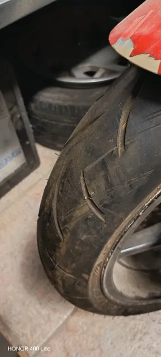 Honda VFR 750cc Roja