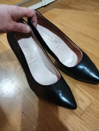 Zapatos tacón suela roja negros,#tacon,#suela roja