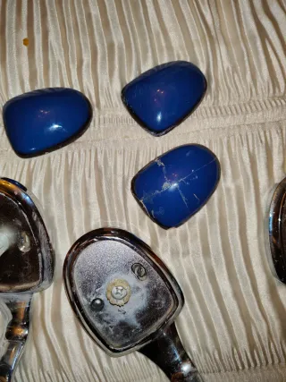 Juego de 2 toalleros de metal y plástico