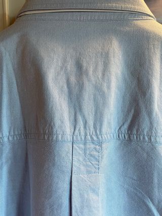 Pantalón Emidio Tucci  y camisa talla  grande.