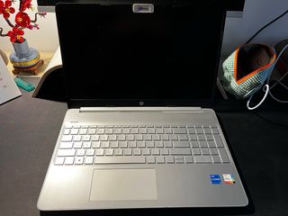 Ordenador HP 15s-fq5013ns Plata