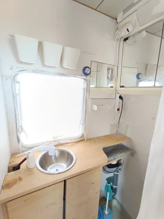 TERRENO RUSTICO CON CARAVANA