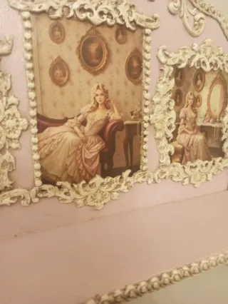 Estante expositor con balda y ganchos camafeos