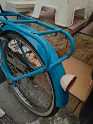 Bicicleta azul vintage