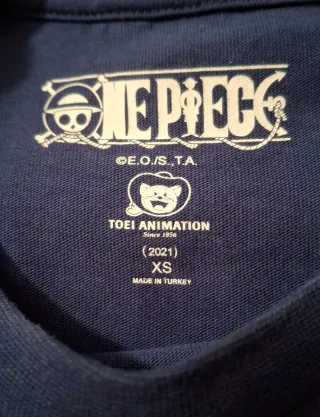 Camiseta One Piece azul ácido