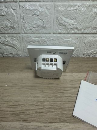 Meross Interruptor de Pared Táctil