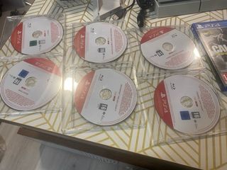 PS4 1TB Bianca + 6 Giochi + Controller