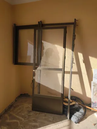 Puerta y ventana de aluminio