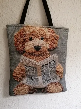 Bolso Tote Perro Peludo Leyendo Periódico