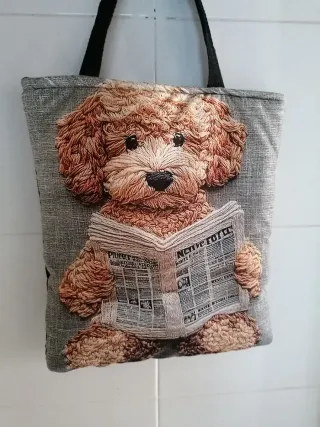 Bolso Tote Perro Peludo Leyendo Periódico