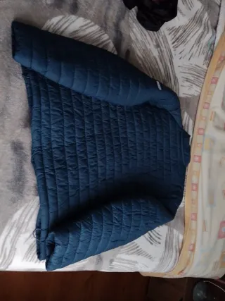 Chaqueta acolchada azul mujer