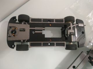 Chasis y ruedas Scalextric