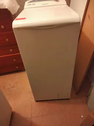 Lote Frigorífico y Lavadora