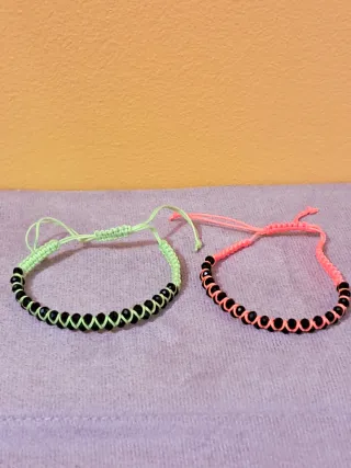 Coppia bracciali spago perline nere