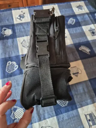 Borsa tracolla uomo imbottita con tasche