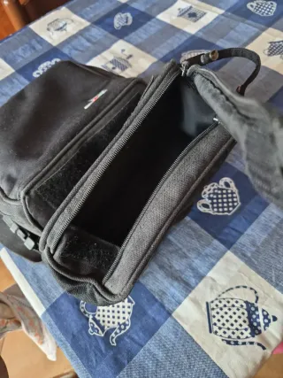 Borsa tracolla uomo imbottita con tasche