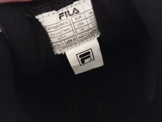 Zapatillas Fila Talla 39 Negras y Blancas