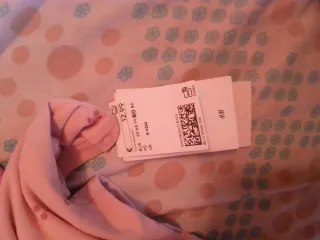 2 pantaloni e 2 felpe H&M per bambina 9-12 mesi