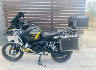 Baúl Givi Trekker Outback  58 litros y 42 litros