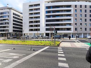 Local comercial en alquiler en Colores - Entreparques en Sevilla