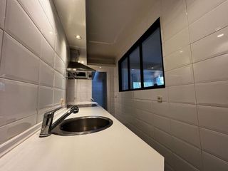 Piso en alquiler en Apóstol Santiago en Madrid