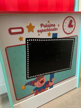 Teatro de juguete o supermercado de juguete