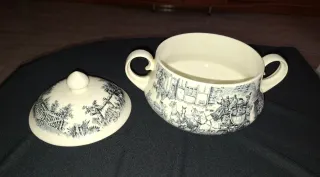 Sopera con tapa. DUCK posta San Claudio