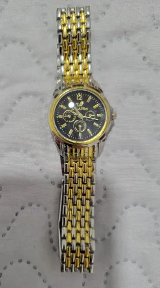 2 Orologi da Polso - Uomo e Donna