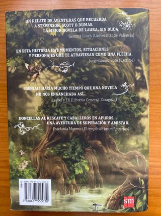 Laura Gallego: Donde los árboles cantan.