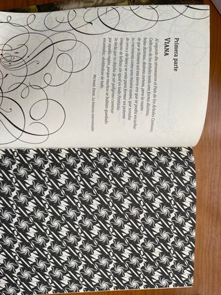 Laura Gallego: Donde los árboles cantan.