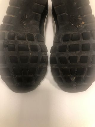 Zapatillas Nike Negras y Blancas