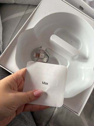 Airpods Max Azul con Soporte Plateado