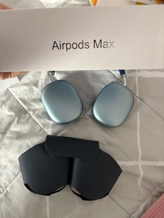 Airpods Max Azul con Soporte Plateado