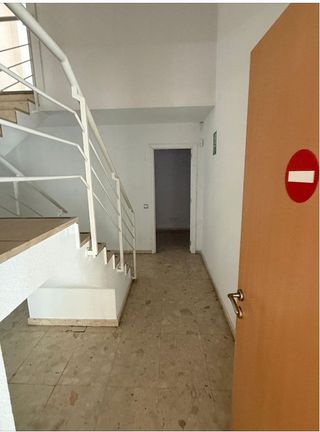 Local comercial en venta en Valderas - Los Castillos en Alcorcón