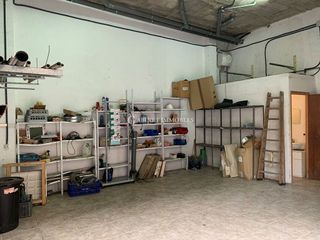 Local comercial en venta en Riudoms