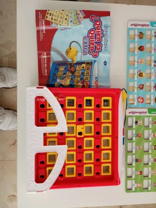 Juego ¿Quién es Quién? Extra Electrónico