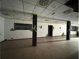 Local comercial en venta en Rafelbuñol/Rafelbunyol
