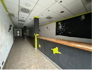 Local comercial en venta en Rafelbuñol/Rafelbunyol
